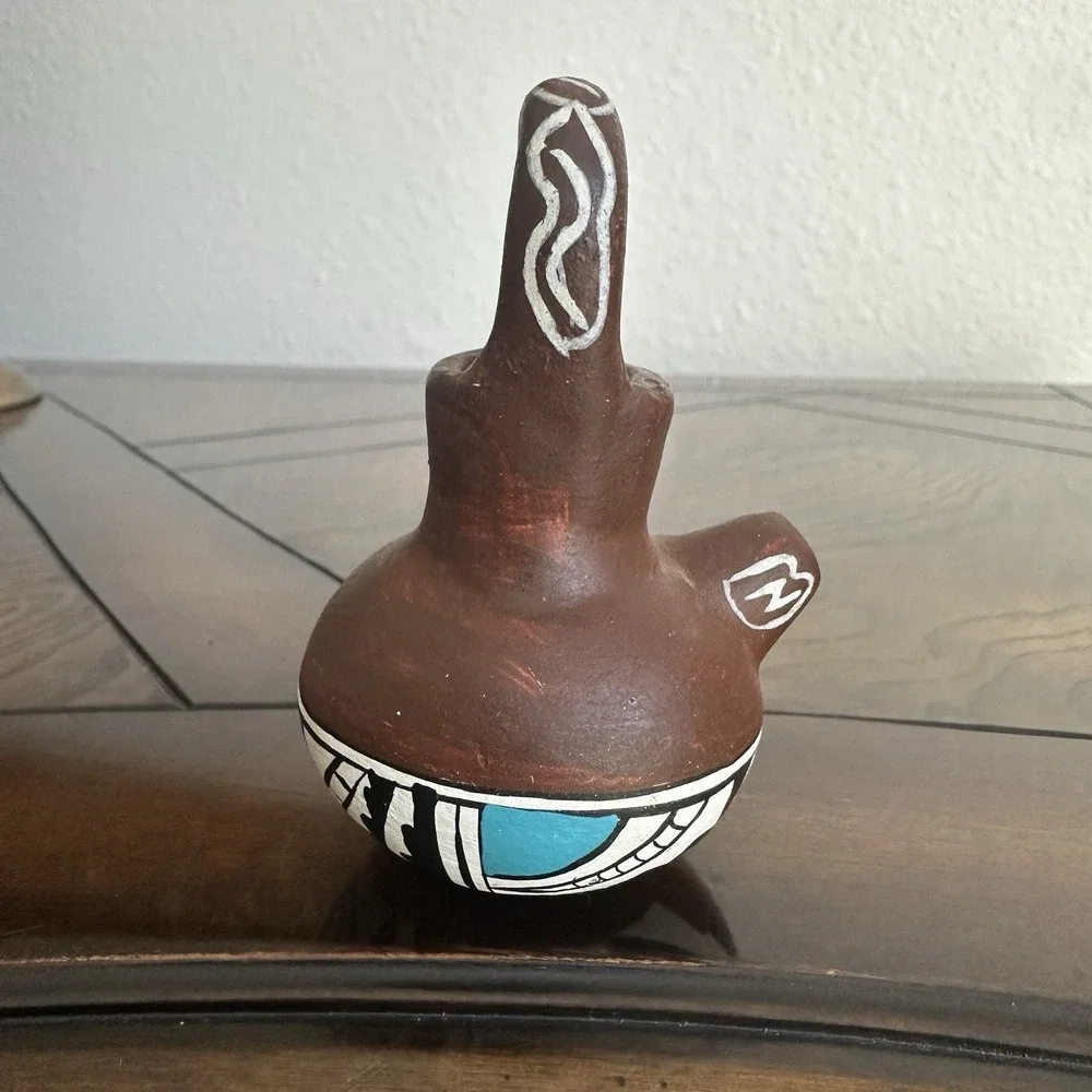 VTG Native American Pottery Mini 3.25 Inch Wedding Vase Geometric Artist Signed‎